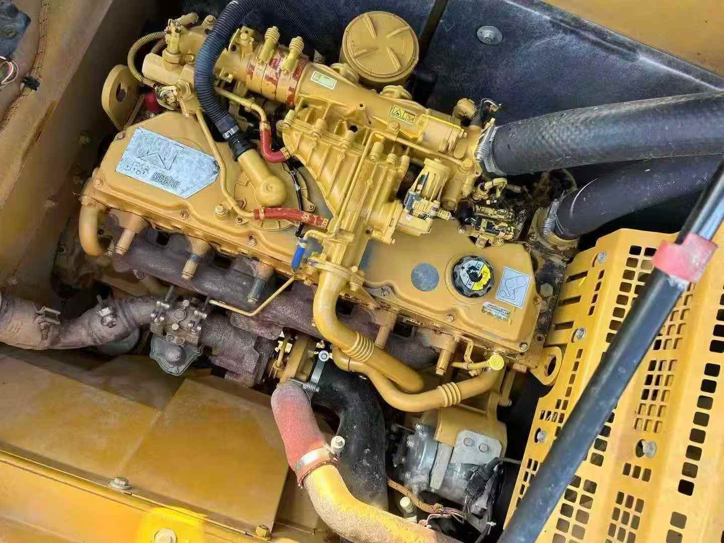 Used Caterpillar 320E Excavator 2016 Model / 3