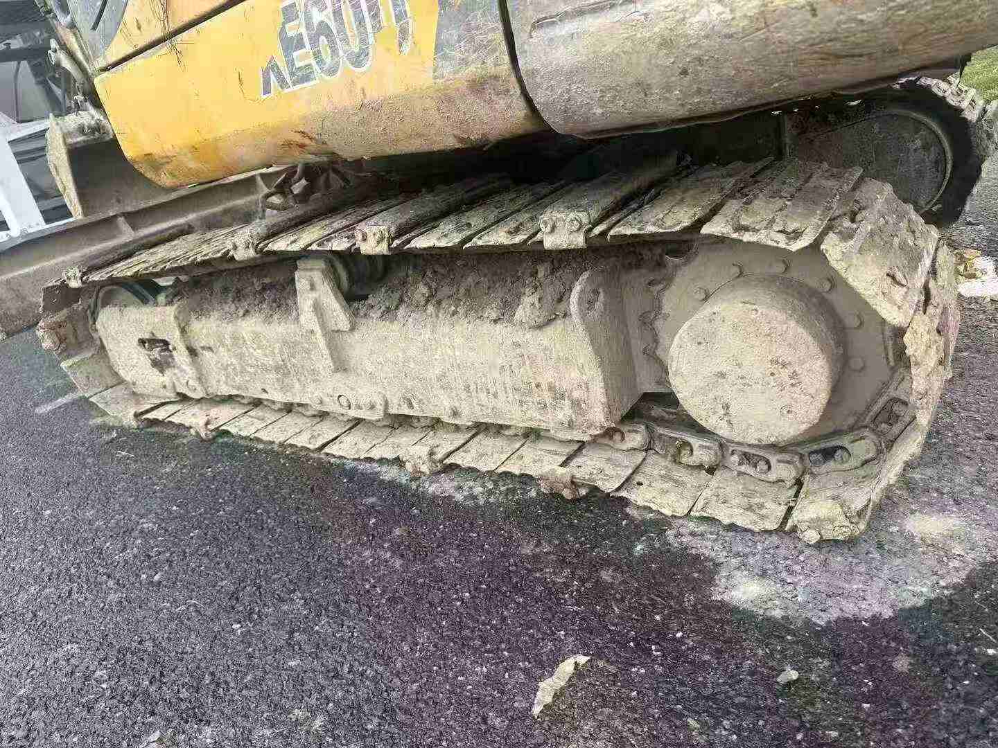 Used XCMG XE60 Excavator 2016 Model / 8