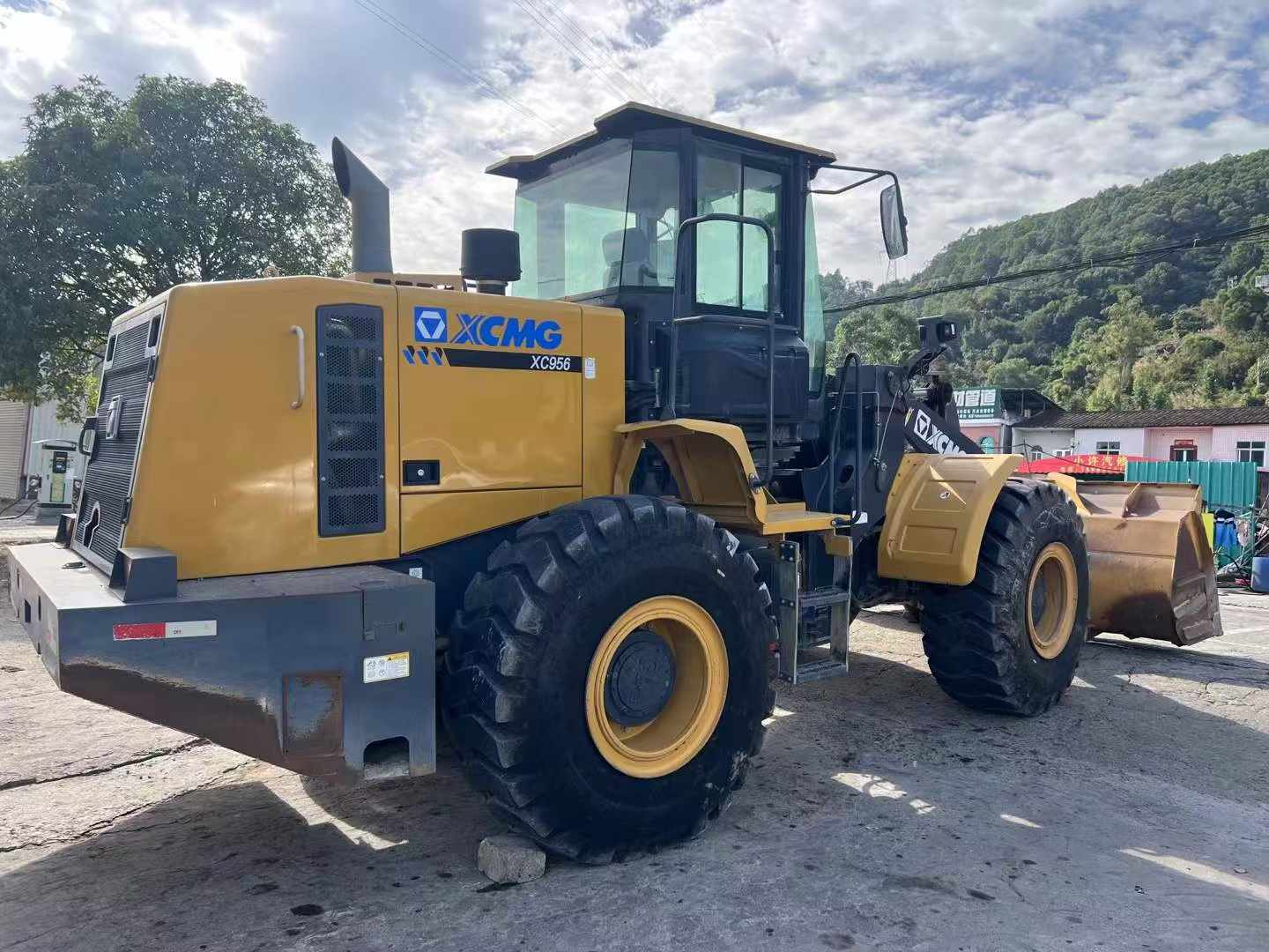 Used XCMG XC956 Loader 2023 Model / 2