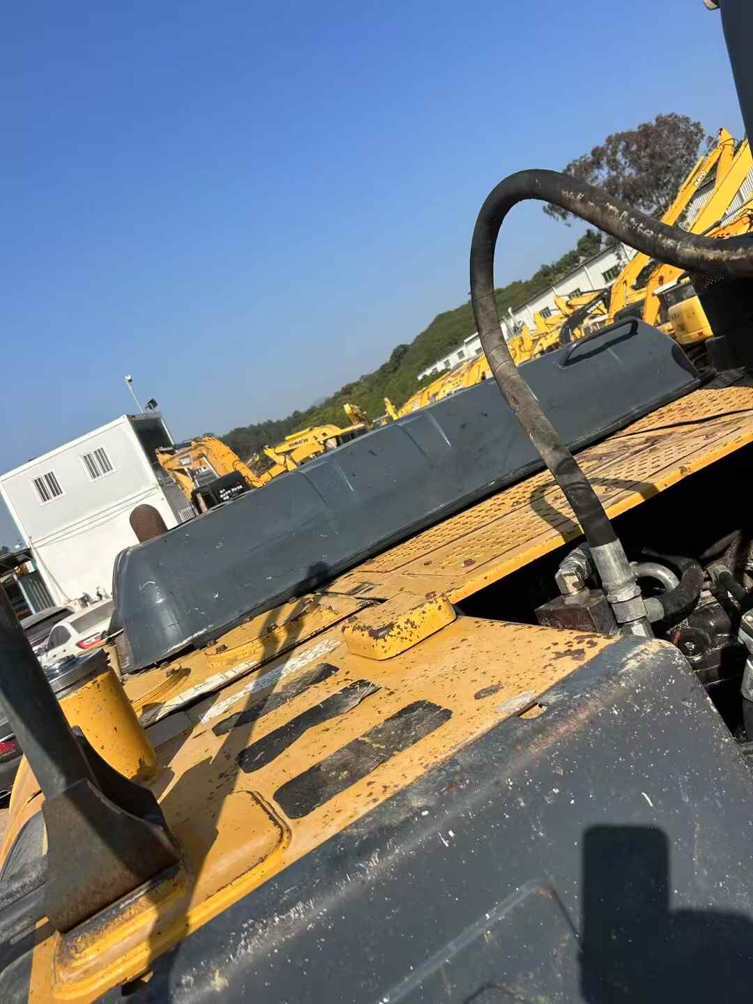 Buy XCMG XE215 Used Excavator