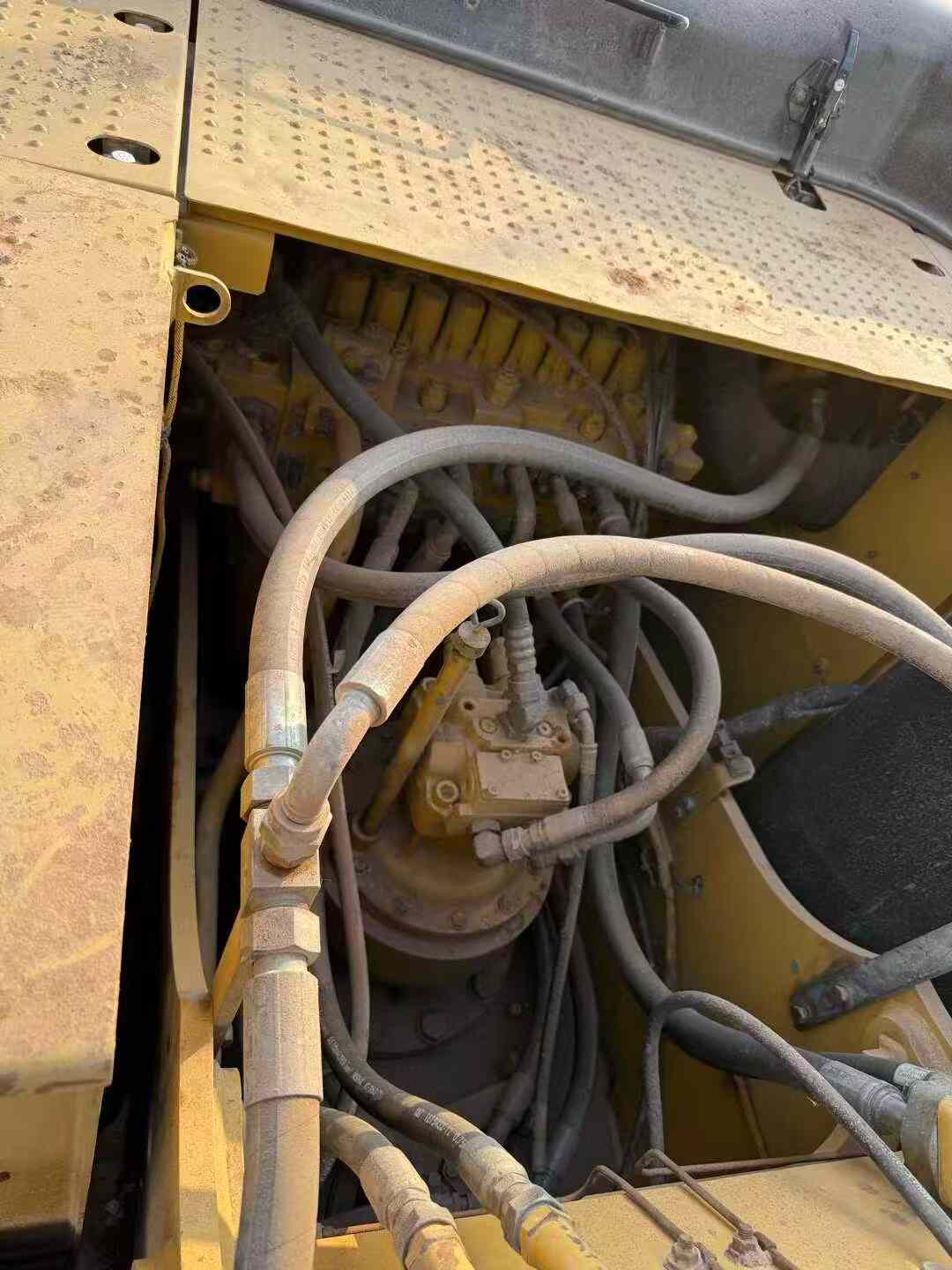 Used Caterpillar CT20 Excavator 2022 Model / 2