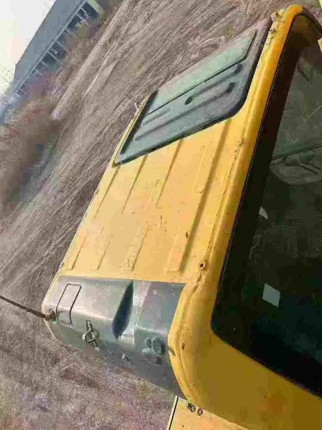 Used Komatsu PC210 Excavator 2018 Model / 8