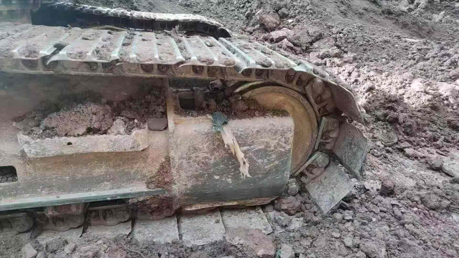 Used Caterpillar CT18 Excavator 2014 Model / 3