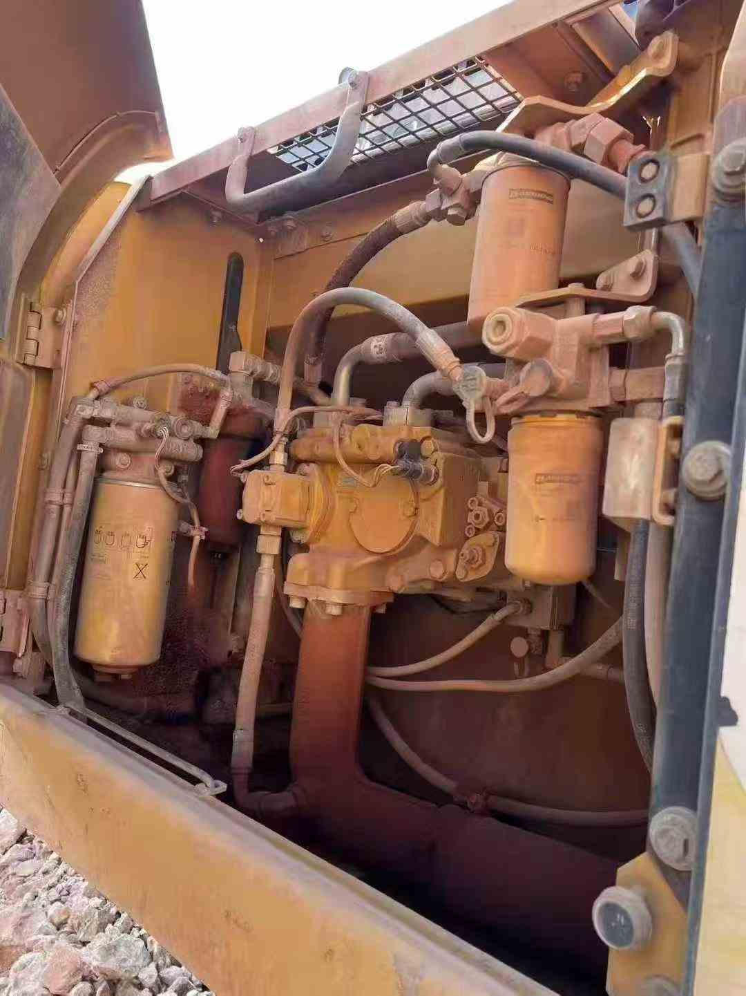 Used Caterpillar 330L Excavator 2016 Model / 2