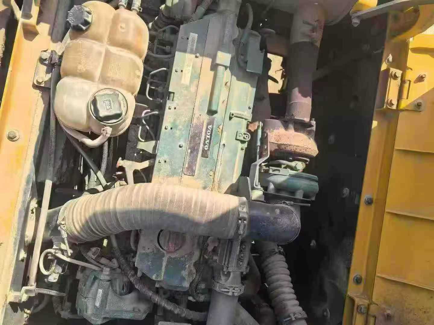 Used Volvo EW50 Excavator 2018 Model / 4