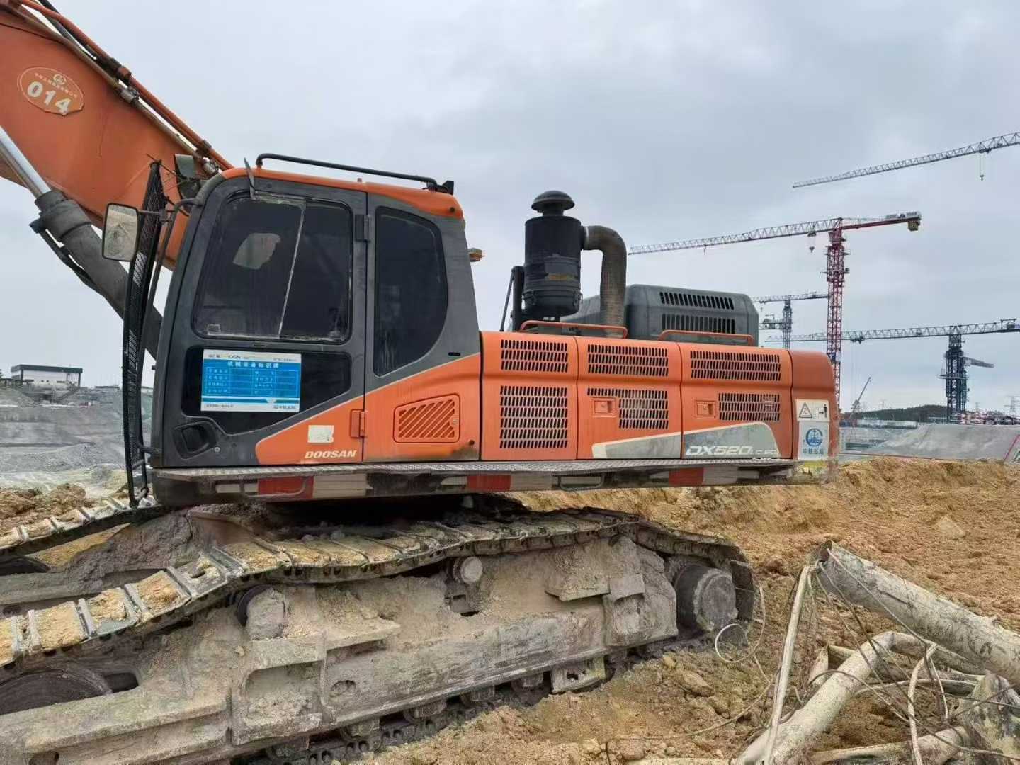 Used Doosan DX520LC Excavator 2018 Model / 2