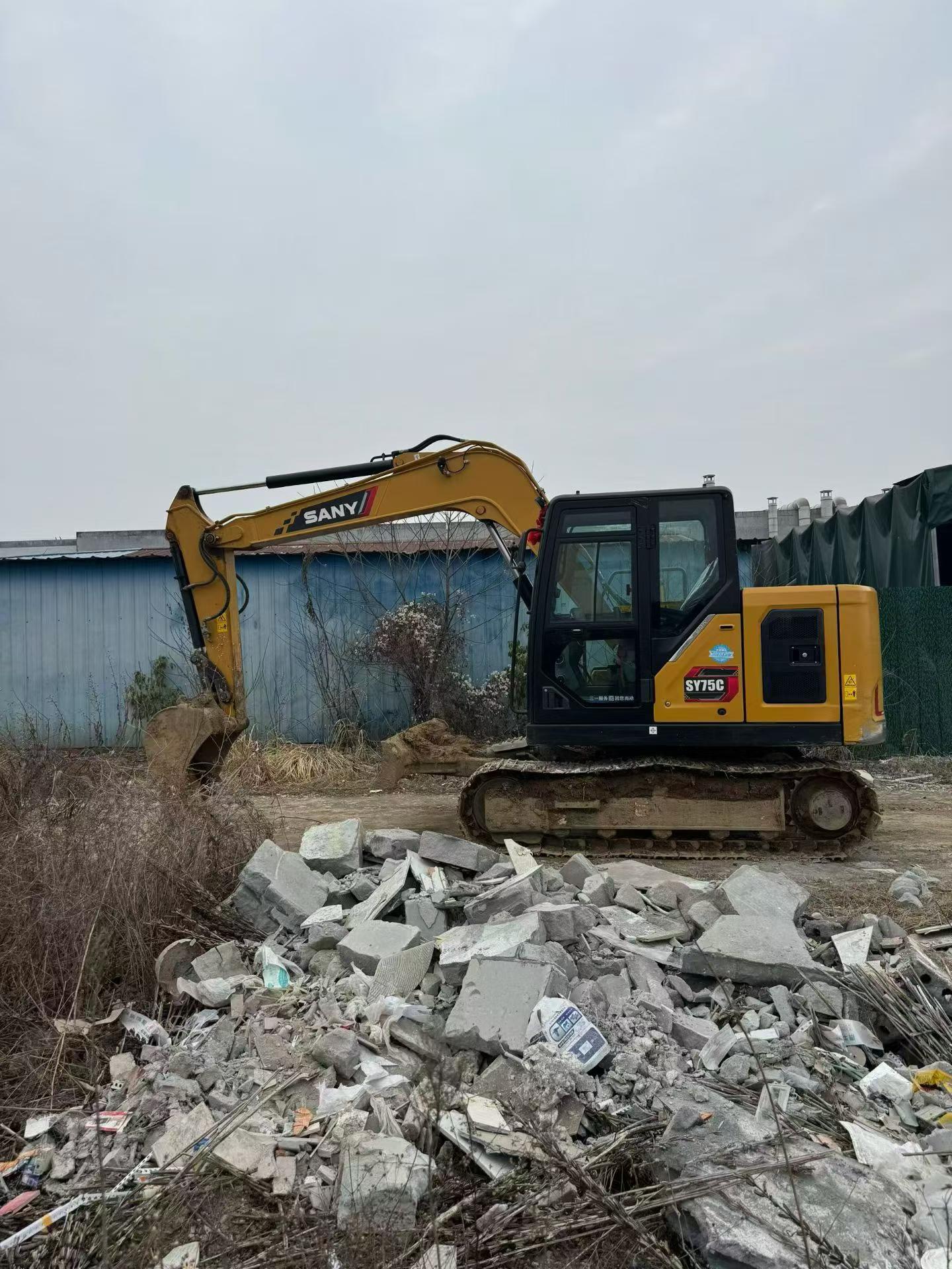 Used Sany SY70C Excavator 2024 Model / 3