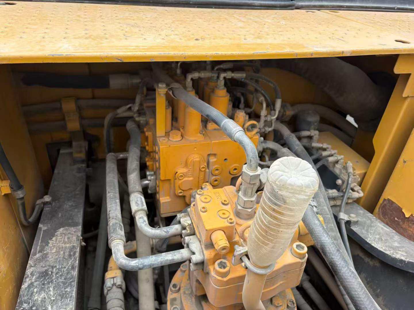 Used Sany SY245H Excavator 2020 Model / 4