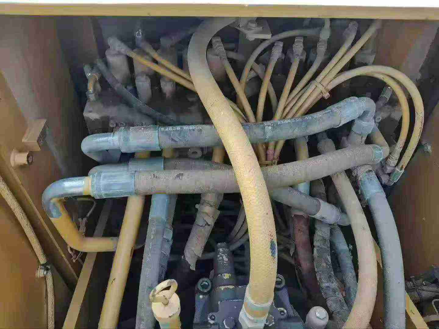 Used Caterpillar 320D Excavator 2012 Model / 6