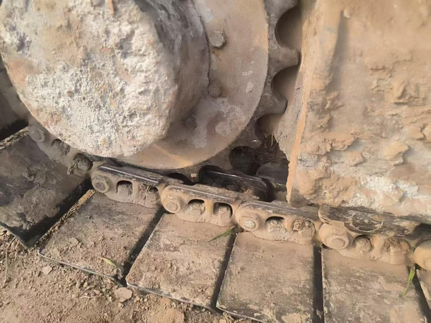 Compre Escavadeira Hyundai R80WM/WH Usada / 9