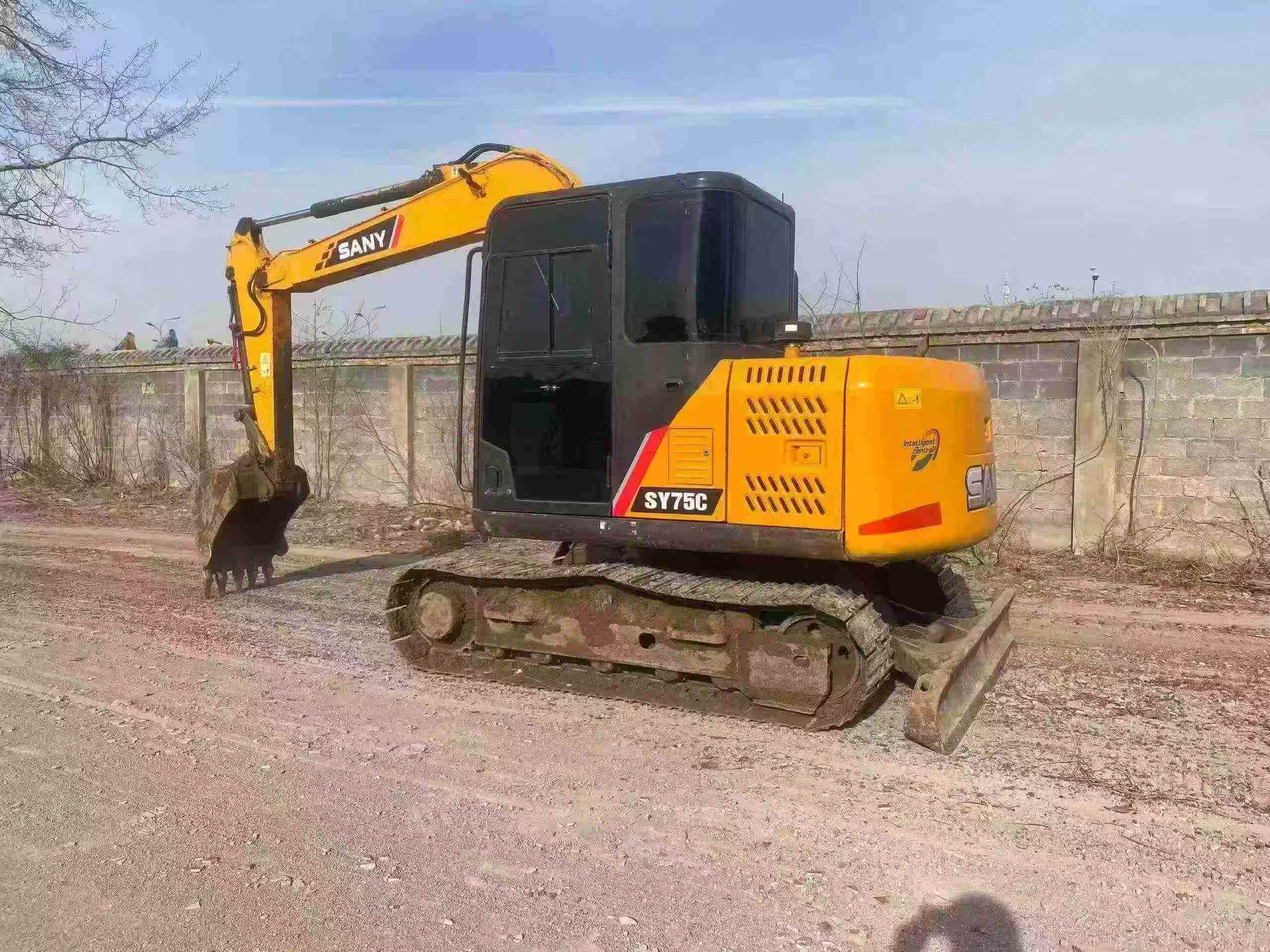 Used Sany SY75C Excavator 2016 Model / 5