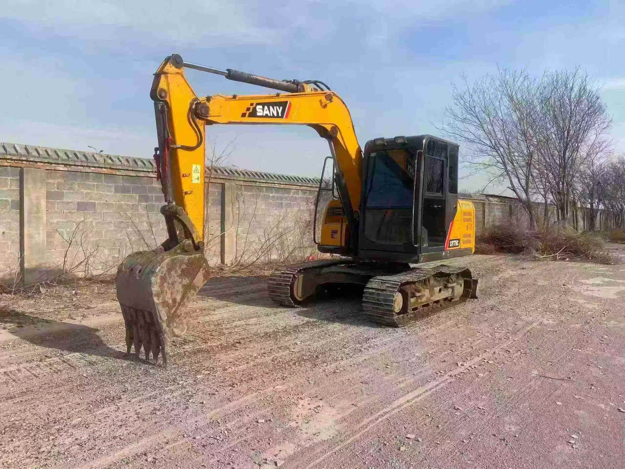 Used Sany SY75C Excavator 2016 Model / 3