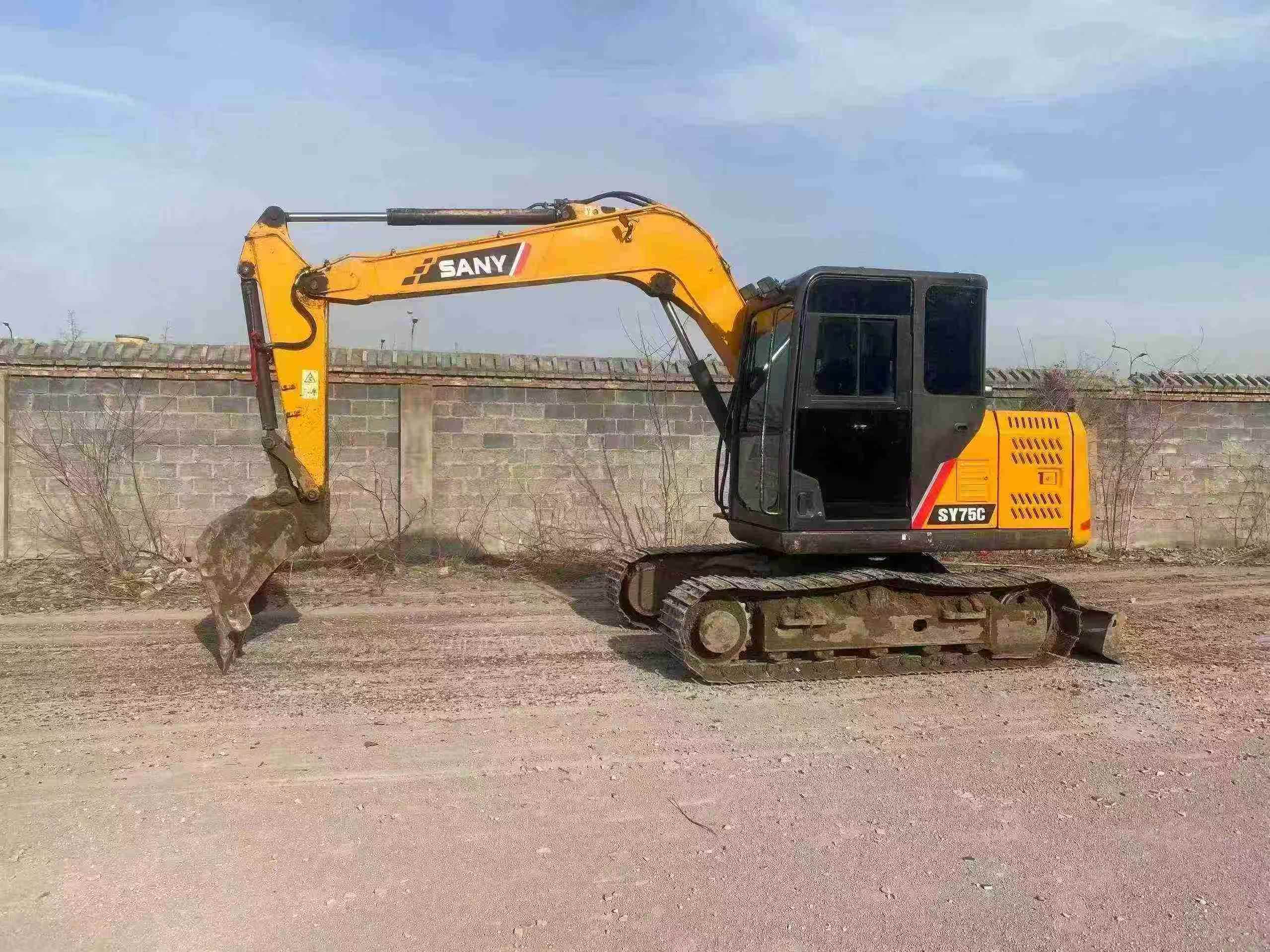 Buy Sany SY75C Used Excavator