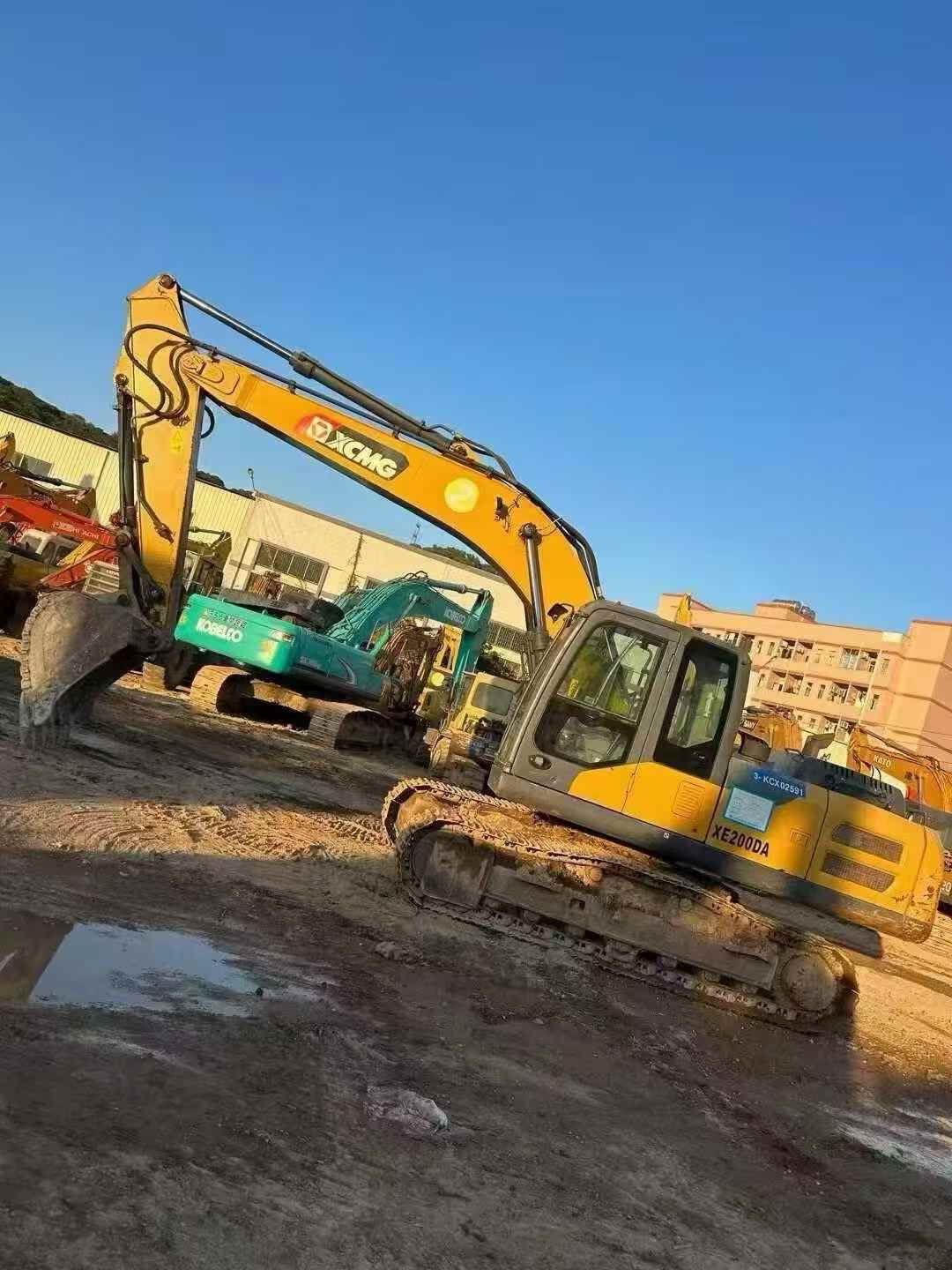 Used XCMG LW200 Excavator 2021 Model / 7