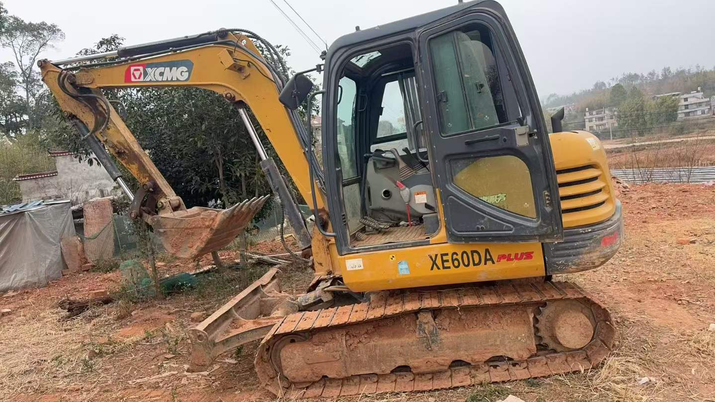 Used XCMG XE80 Excavator 2022 Model / 2