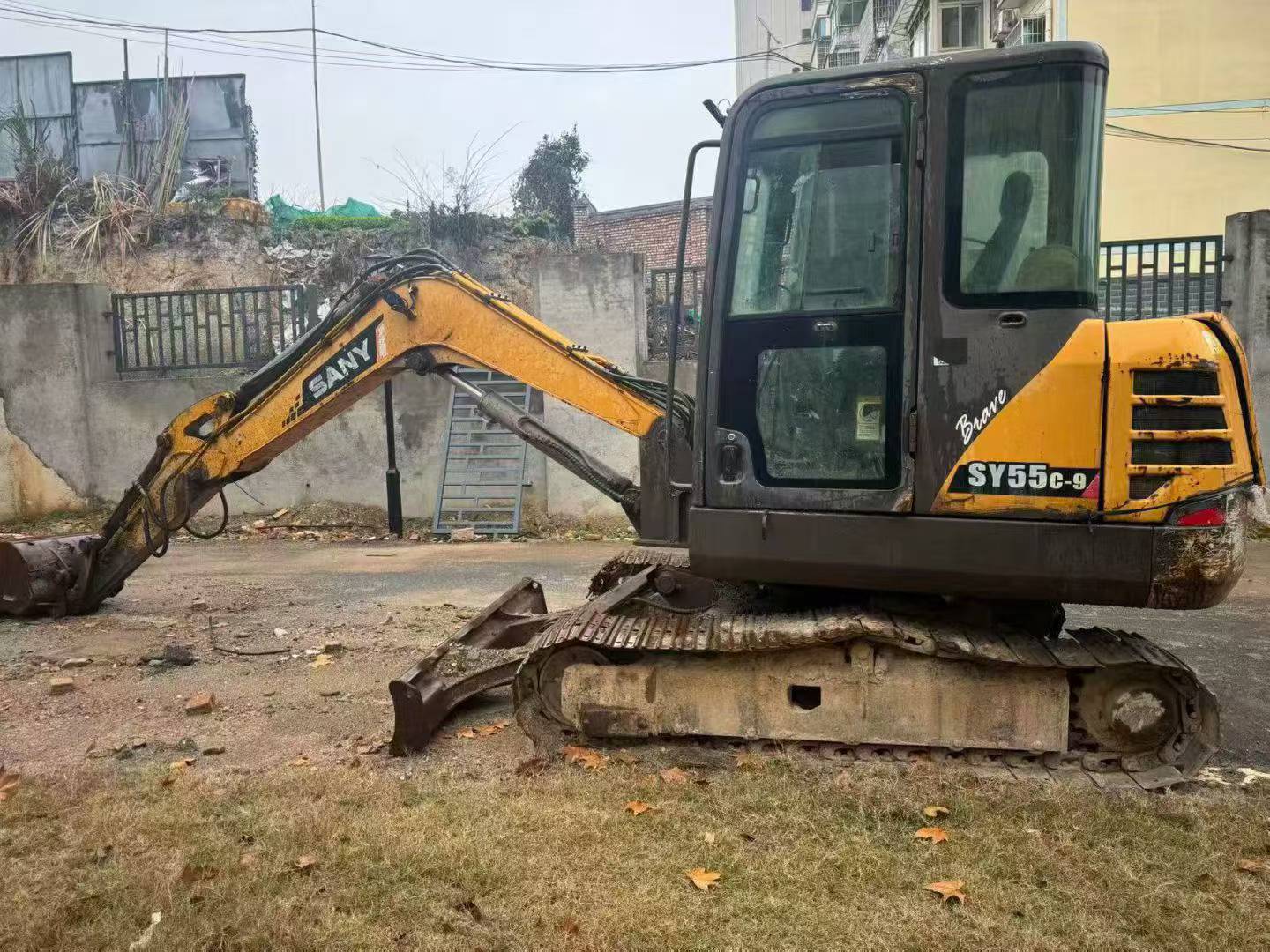 Used Sany SY55 Excavator 2014 Model / 2