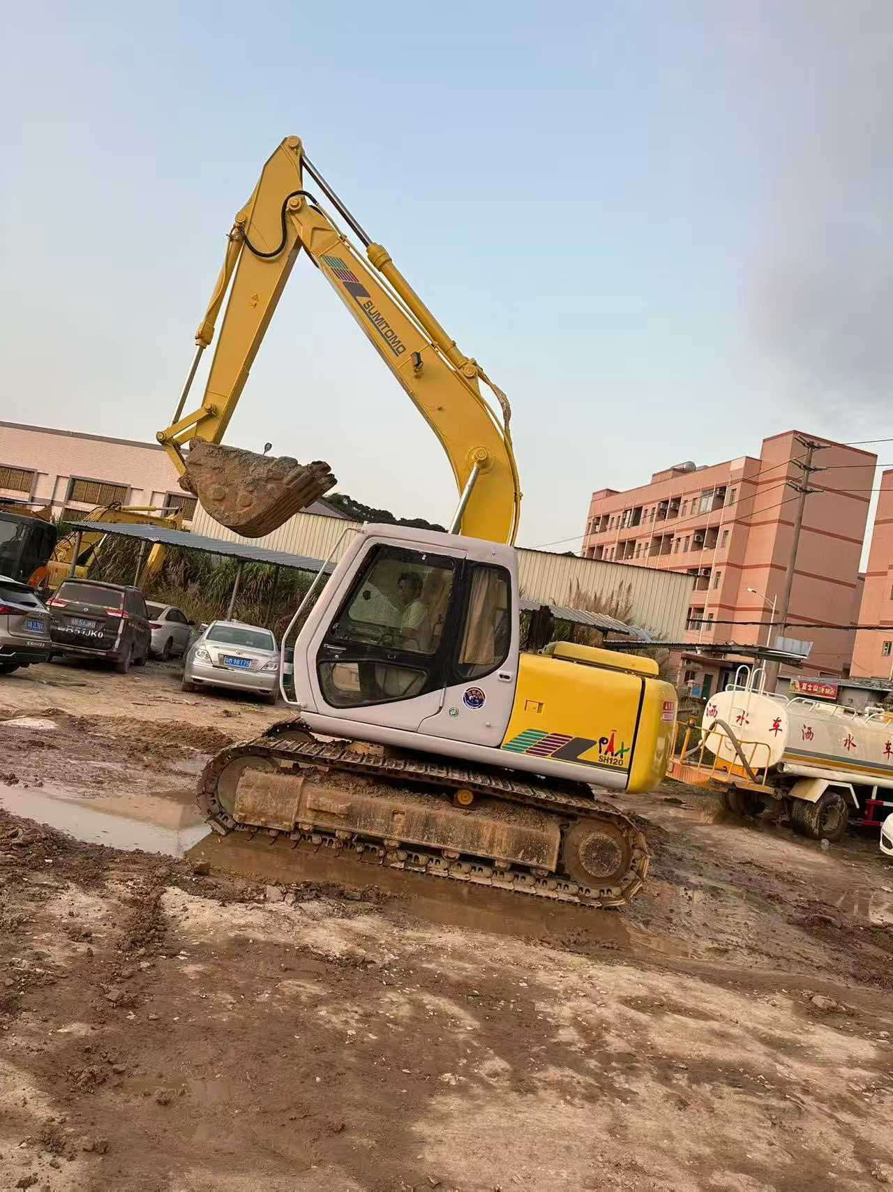 Used Sumitomo SH120 Excavator 2016 Model / 2