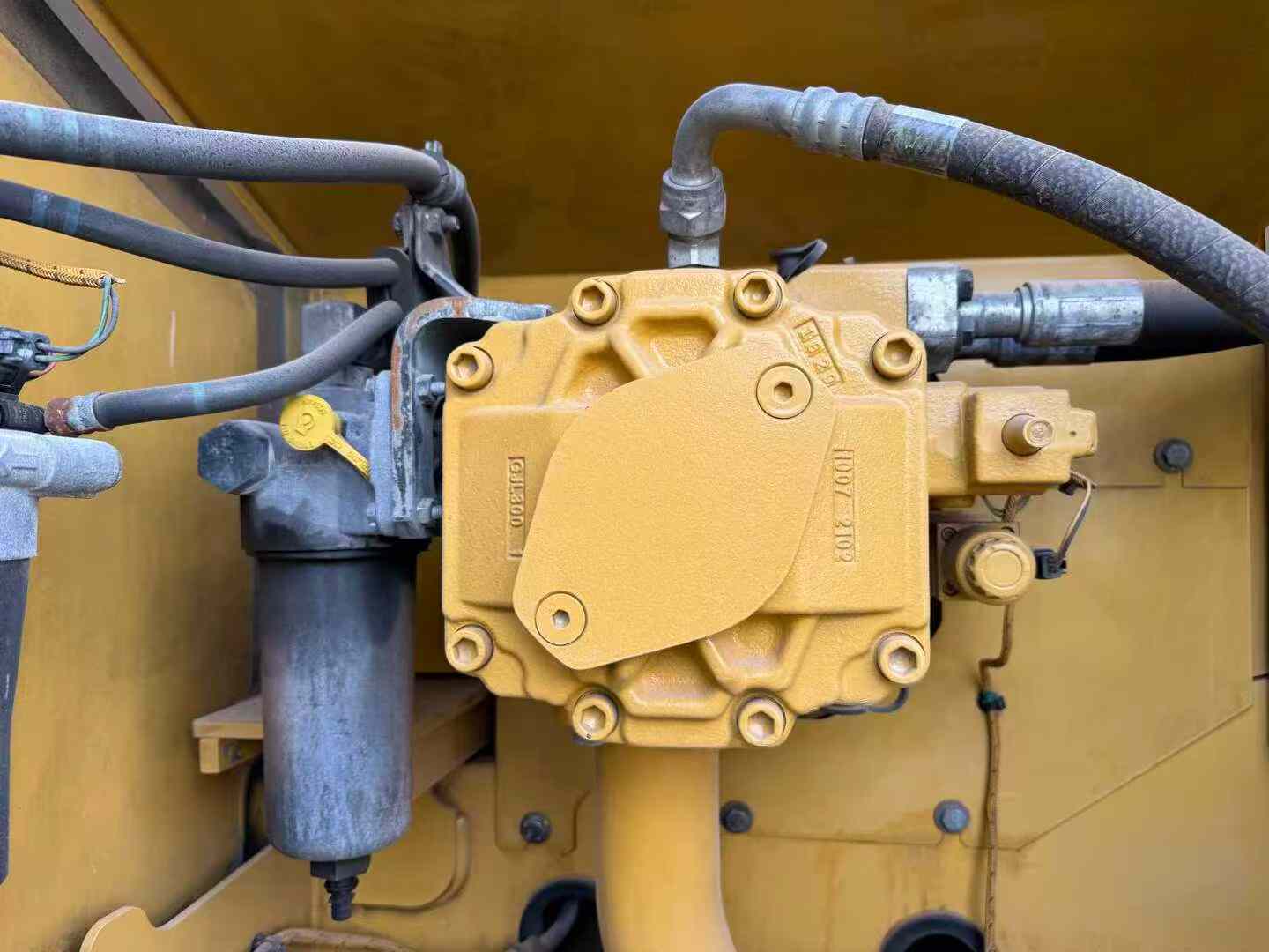 Used Caterpillar CT20 Excavator 2022 Model / 3