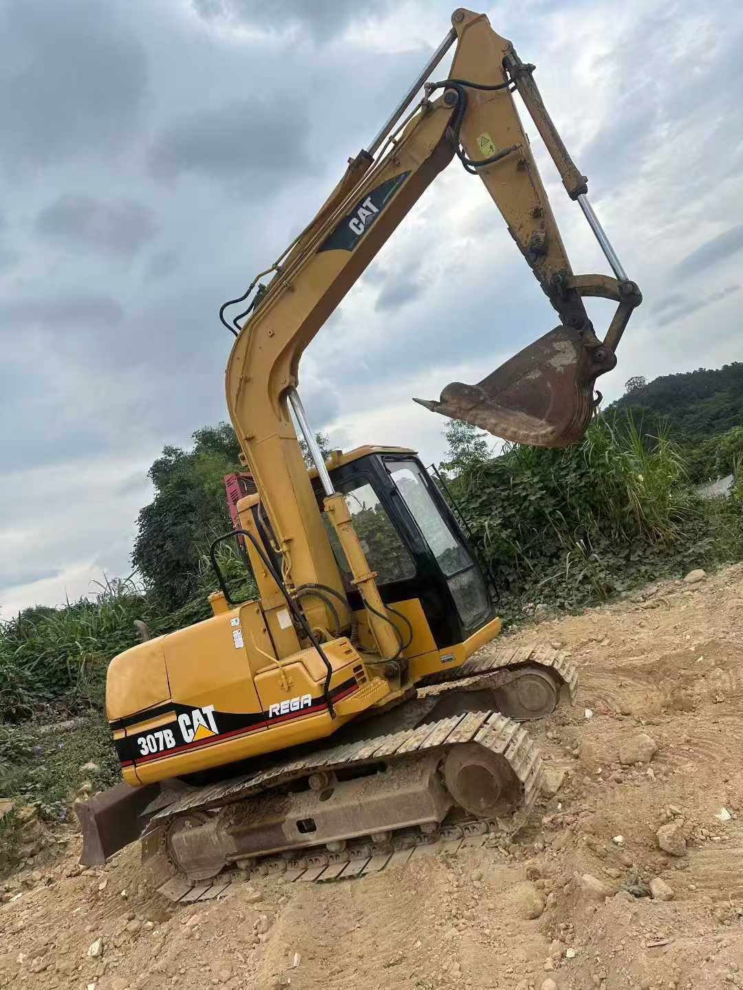 Used Caterpillar 307B Excavator 2016 Model / 3