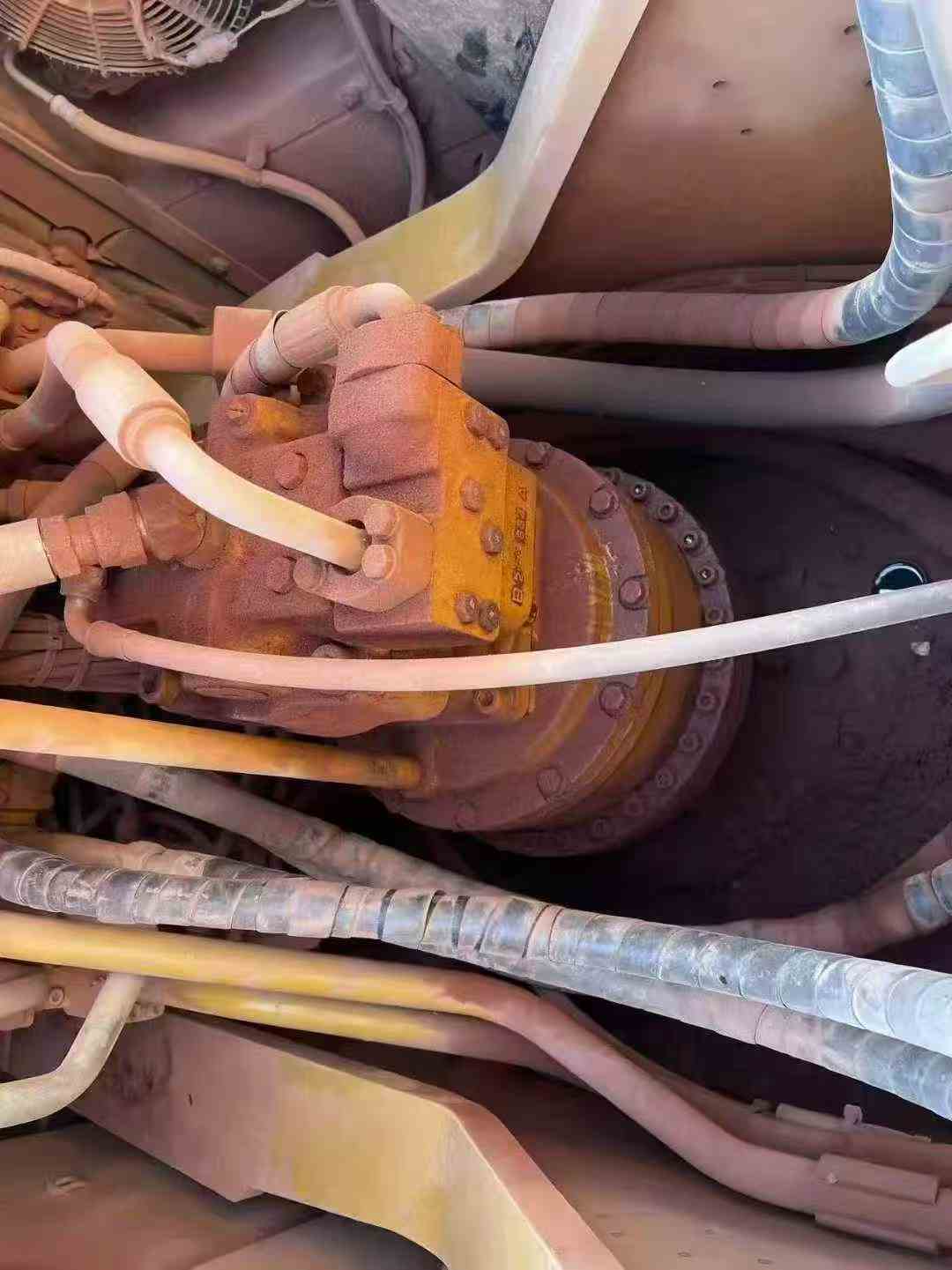 Used Caterpillar 330L Excavator 2016 Model / 7