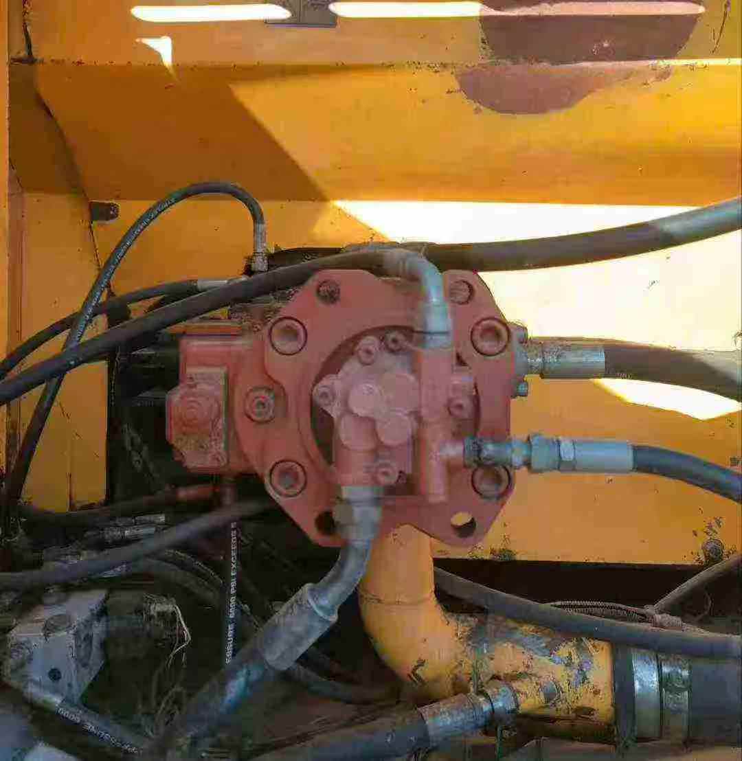 Used Hyundai HX305L Excavator 2016 Model / 8