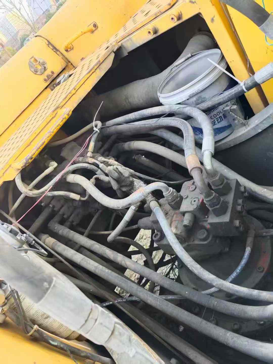 Used Volvo EC240 Excavator 2016 Model / 5