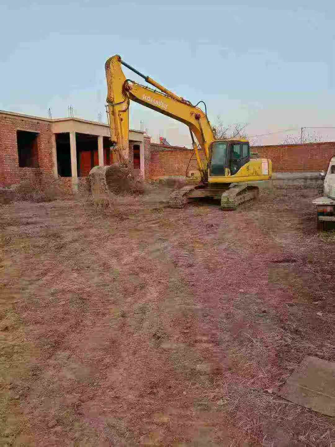 Used Komatsu PW220-7 Excavator 2016 Model / 3