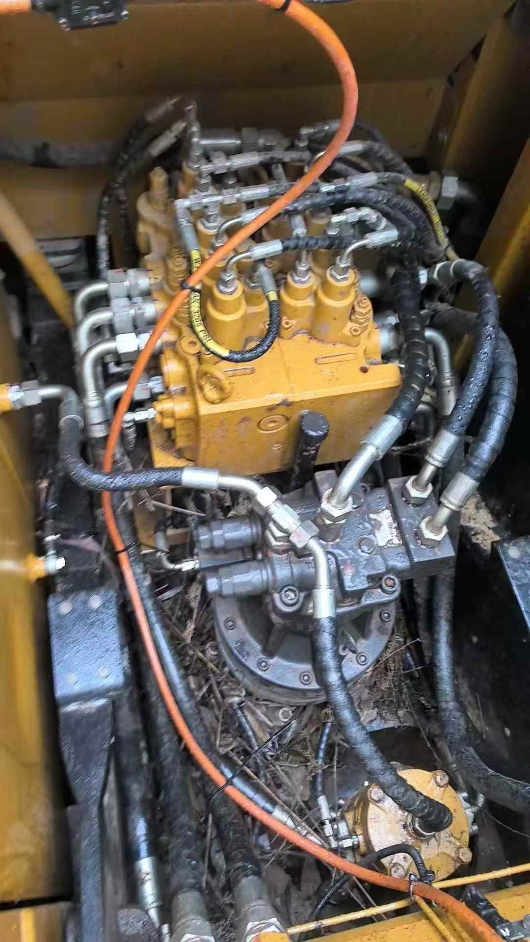 Used Sany SY125H Excavator 2023 Model / 4