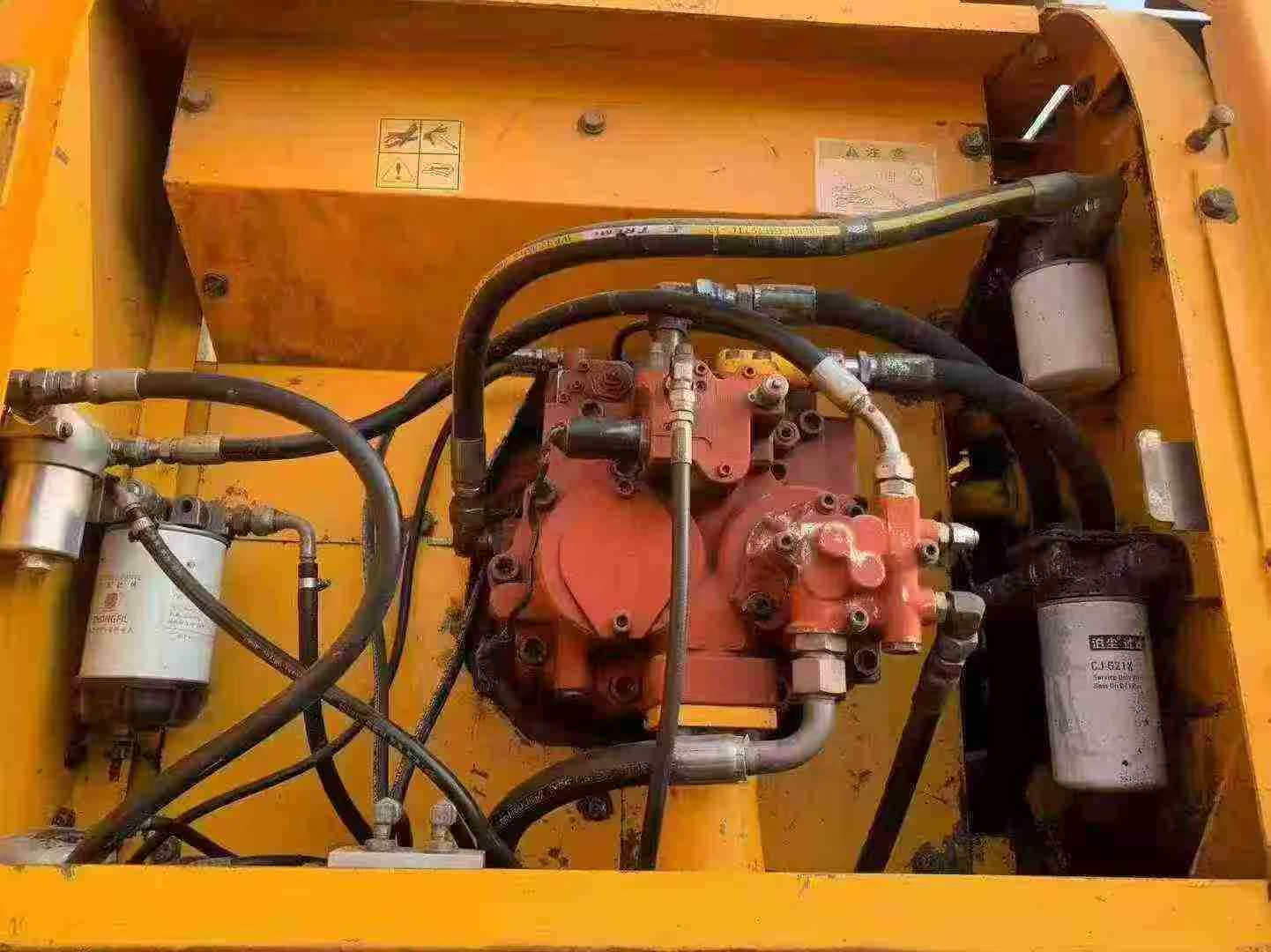 Used Hyundai R210-7 Excavator 2016 Model / 6