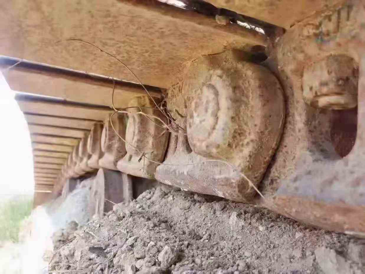 Used Doosan DH70 Excavator 2011 Model / 8