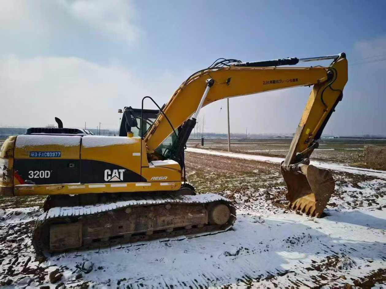 Used Caterpillar CT20 Excavator 2016 Model / 3