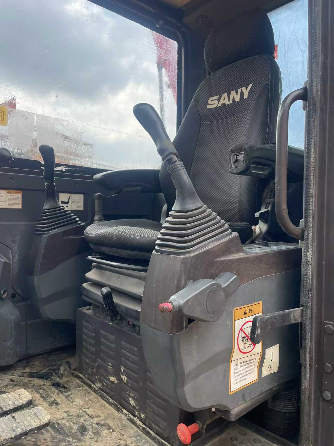 Used Sany SY55 Excavator 2015 Model / 2