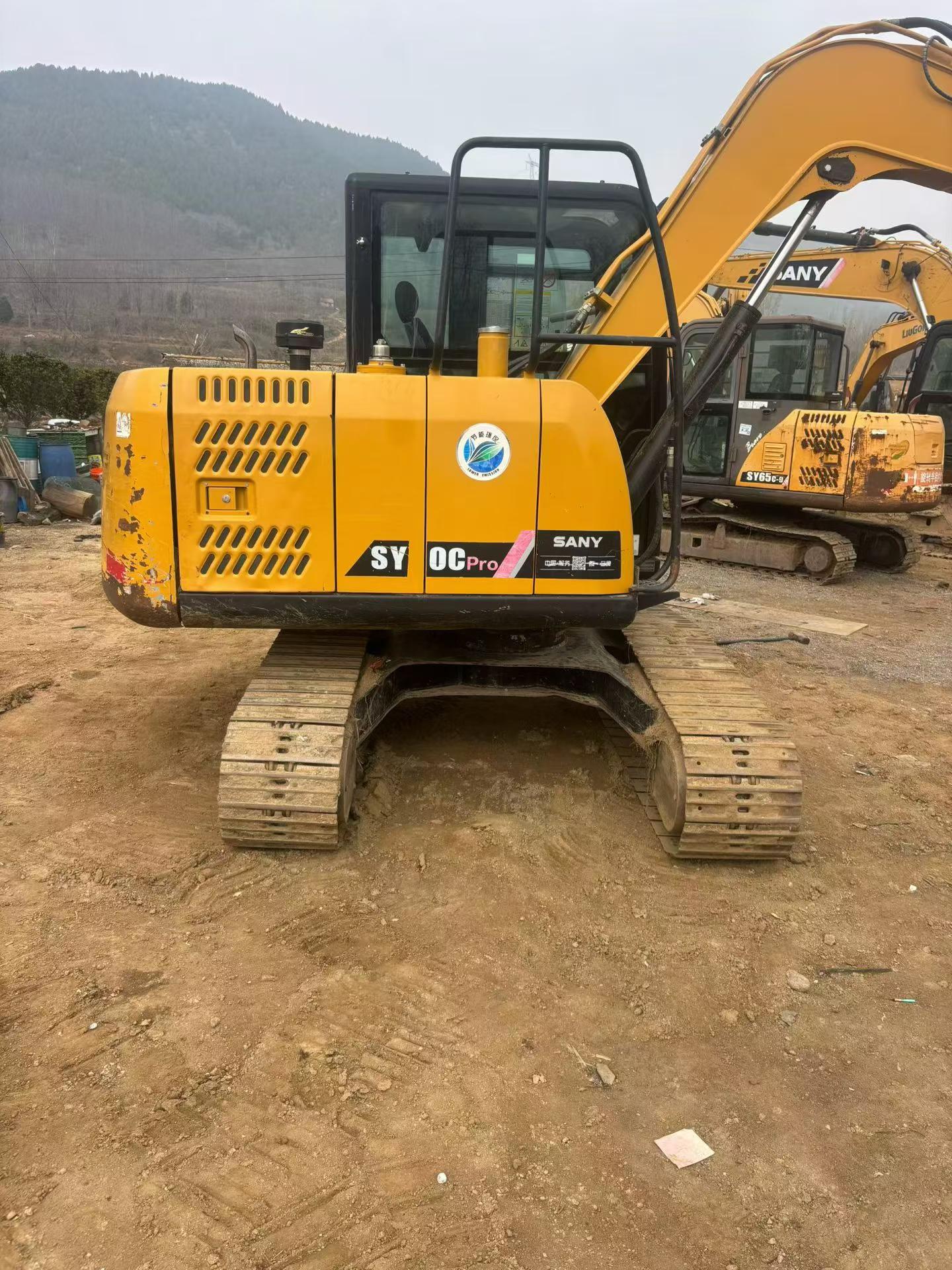 Used Sany SY70C Excavator 2016 Model / 3