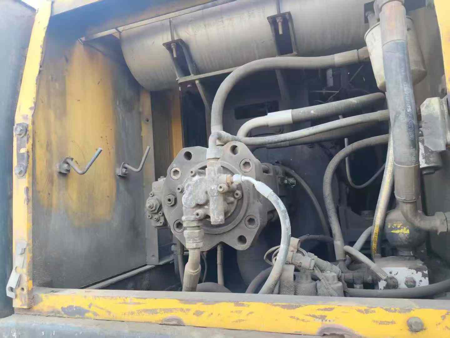 Used Volvo EC240 Excavator 2016 Model / 2