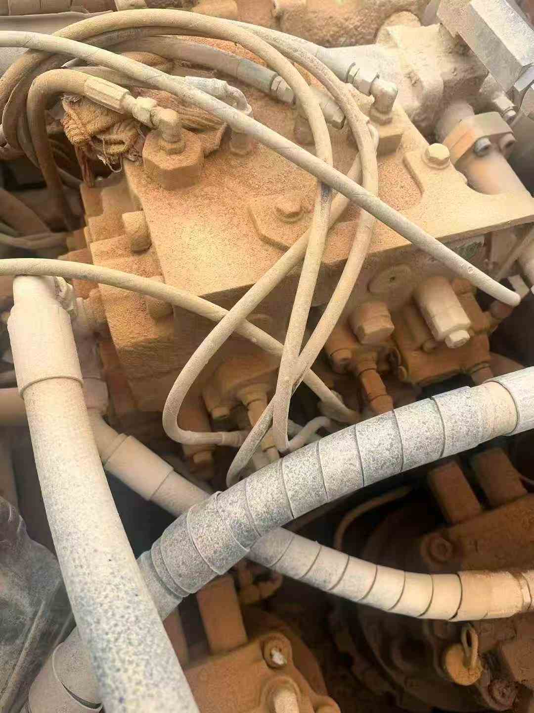 Used Hyundai R505LVS Excavator 2021 Model / 8