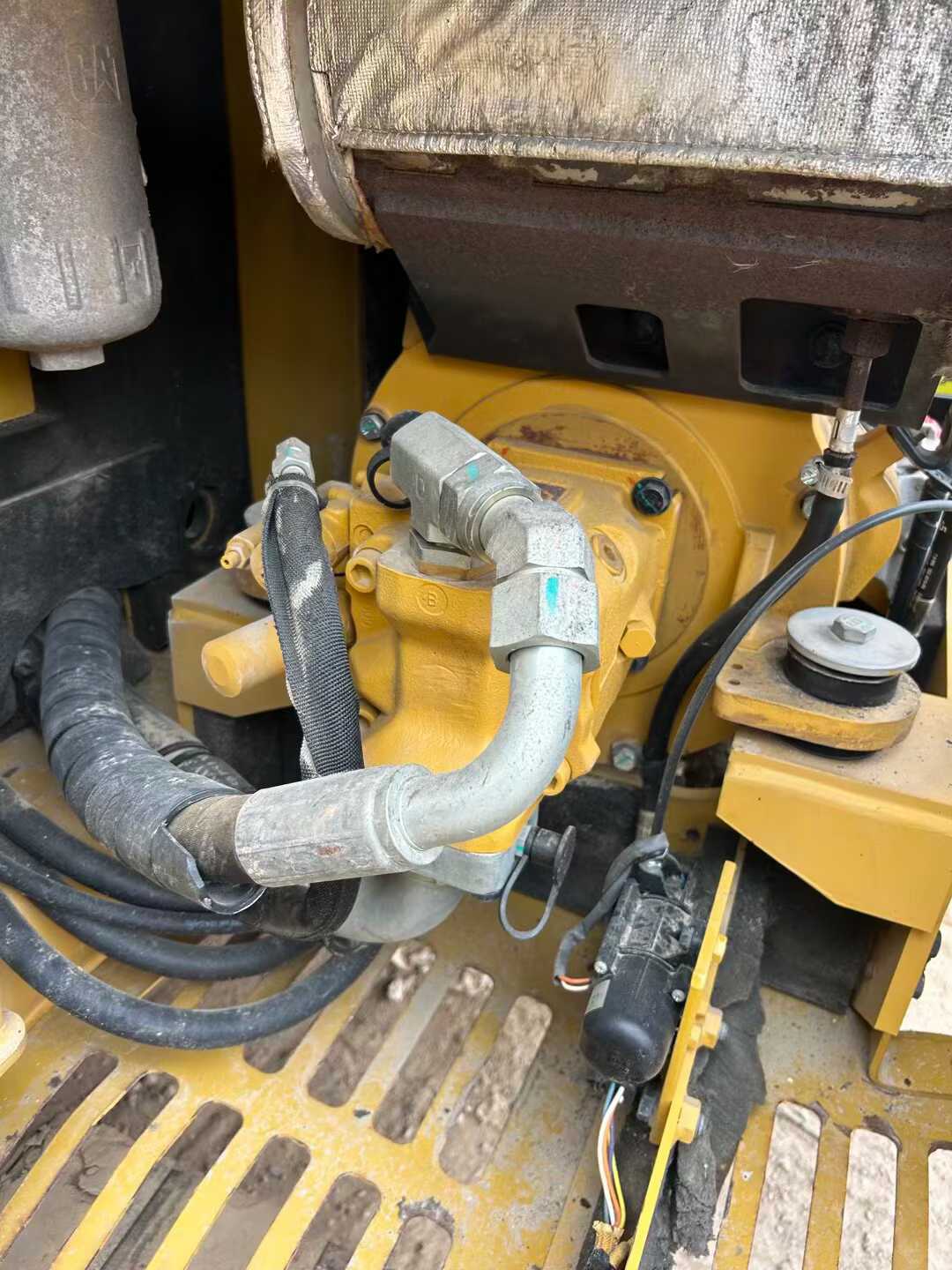 Used Caterpillar 305.5 Excavator 2022 Model / 8