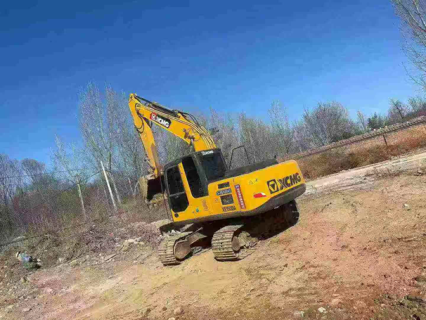 Used XCMG XE150D Excavator 2016 Model / 3