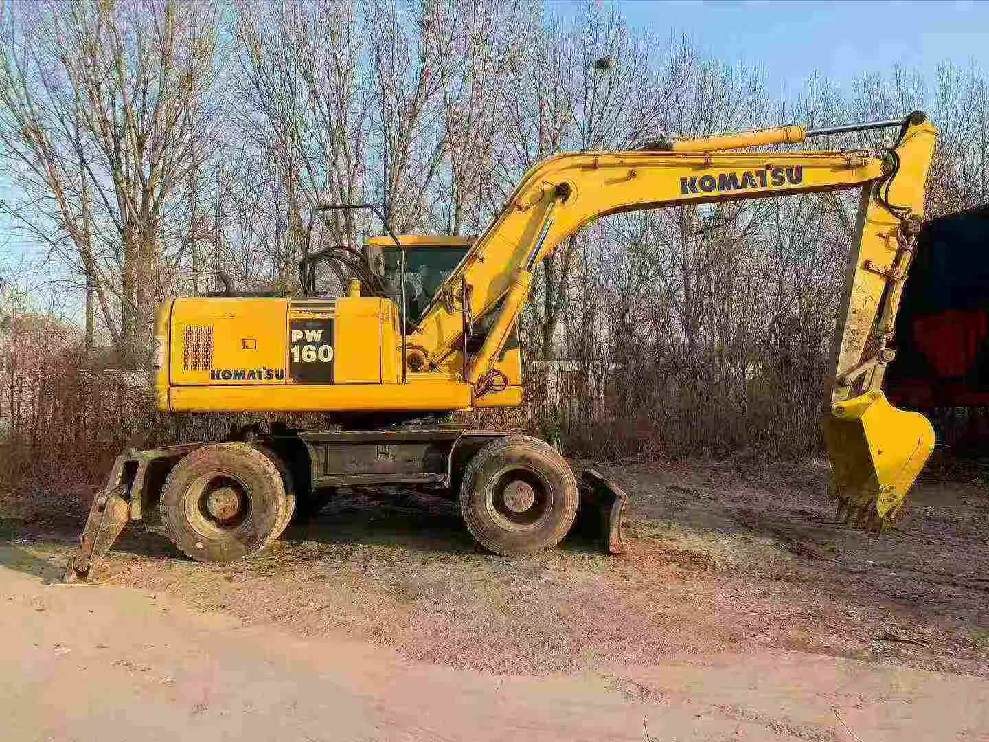 Used Komatsu PW160-7 Excavator 2016 Model / 4