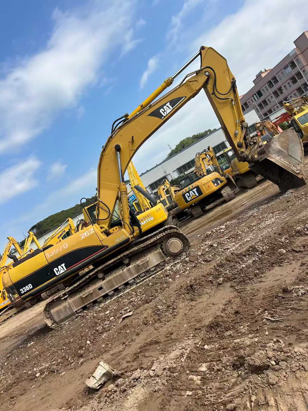 Used Caterpillar 330CL Excavator 2016 Model / 4