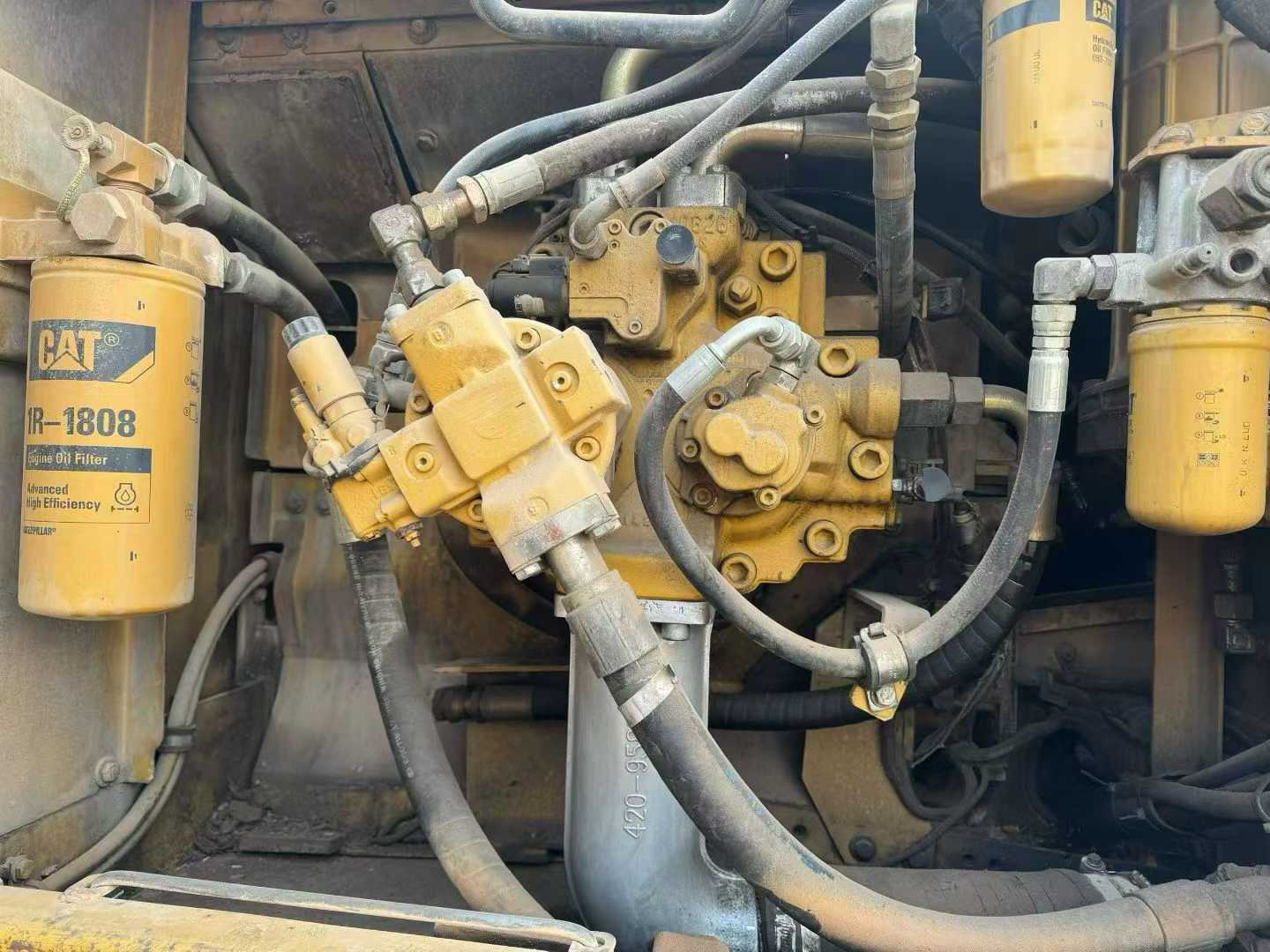 Used Caterpillar 336FLH Excavator 2015 Model / 8