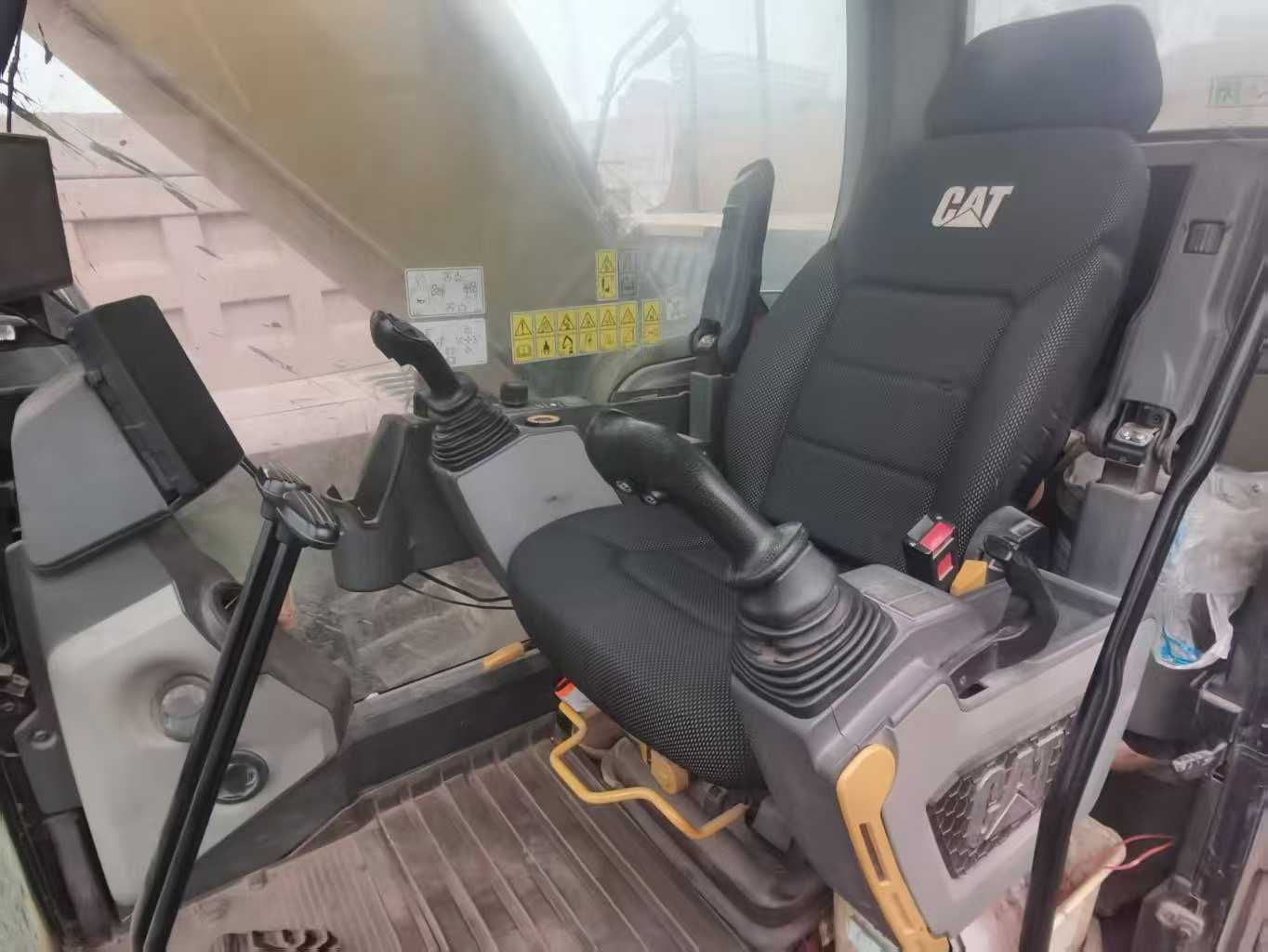 Used Caterpillar 330L Excavator 2020 Model / 3