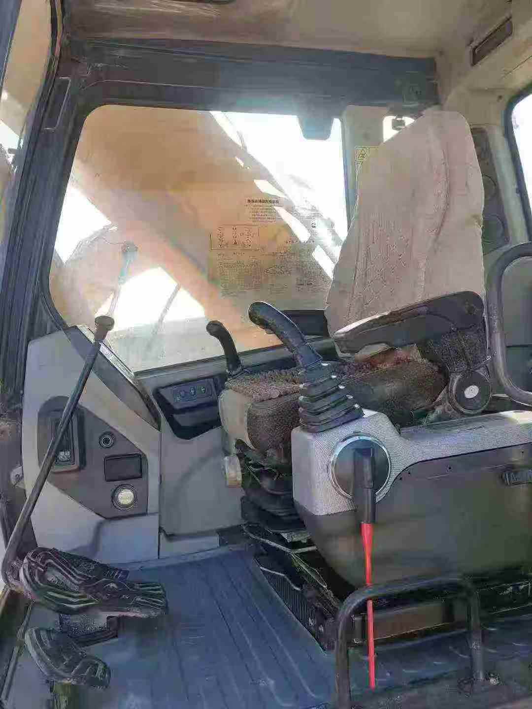 Used Hyundai HX305L Excavator 2016 Model / 7