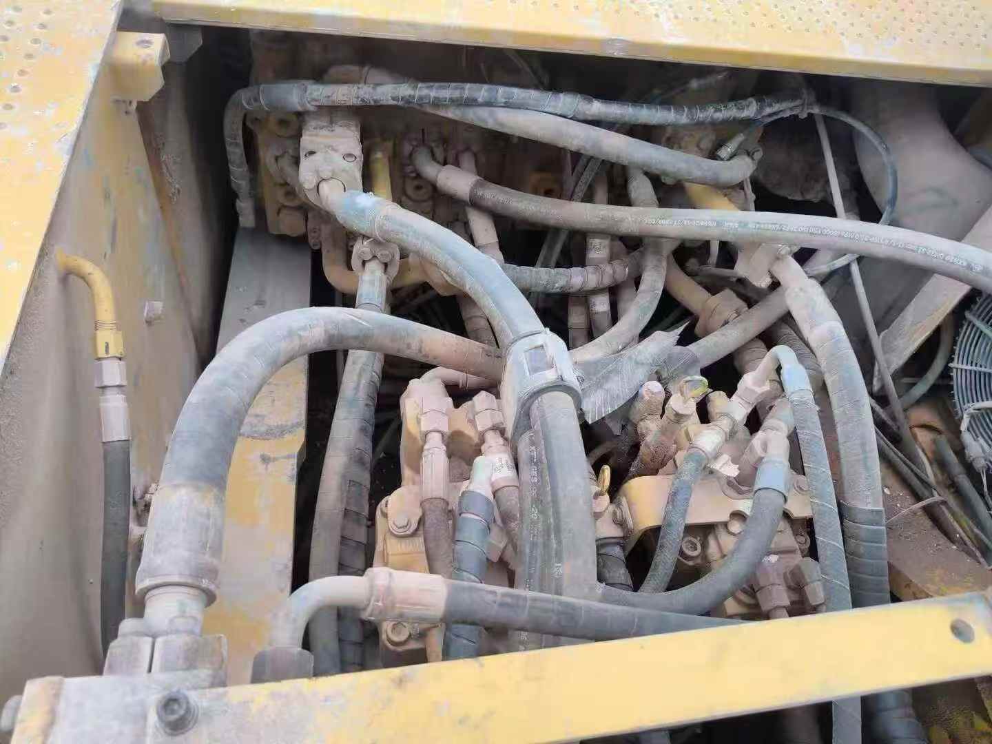 Used Caterpillar CT195 Excavator 2019 Model / 6