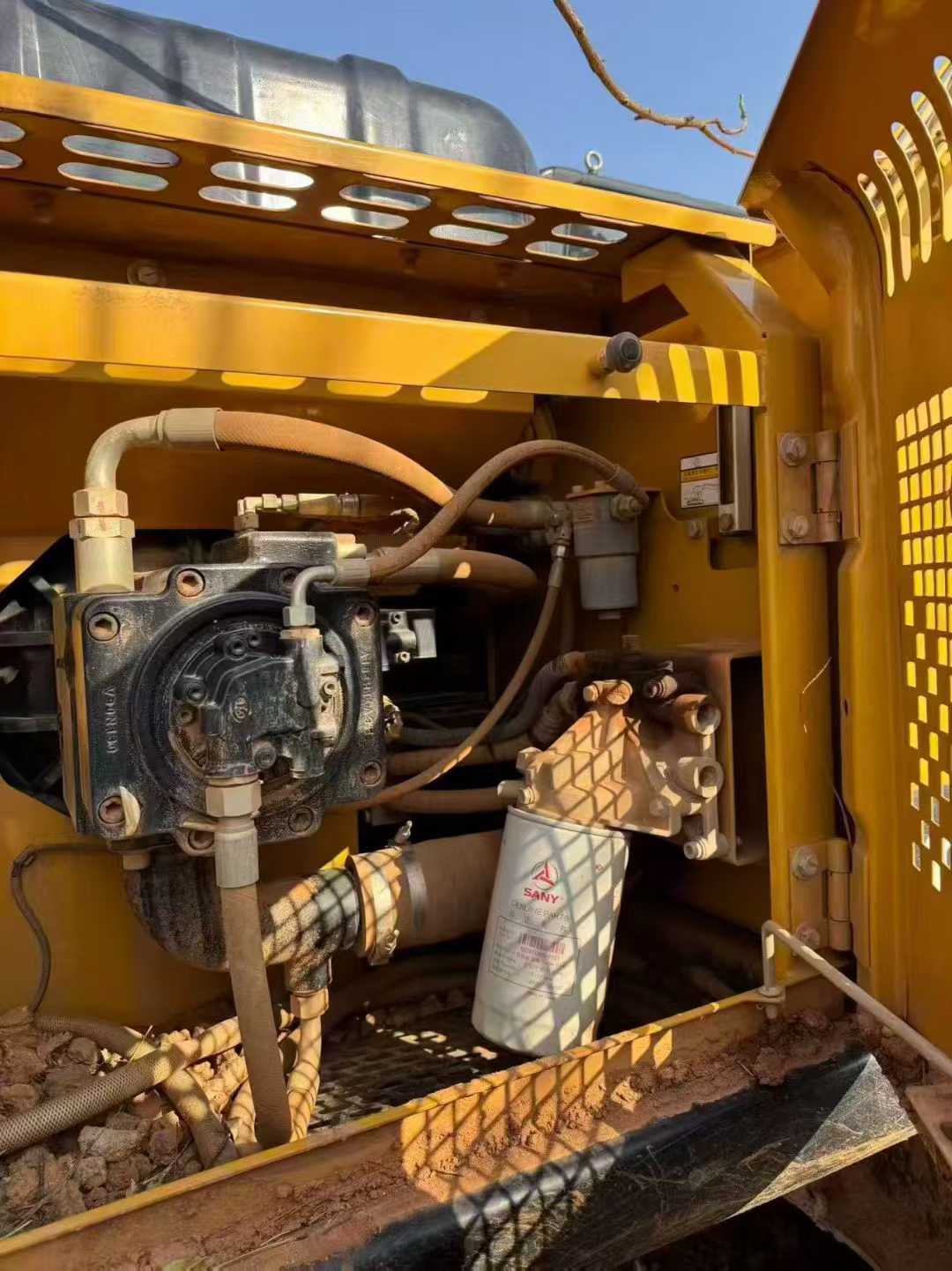 Used Sany SY205H Excavator 2016 Model / 4