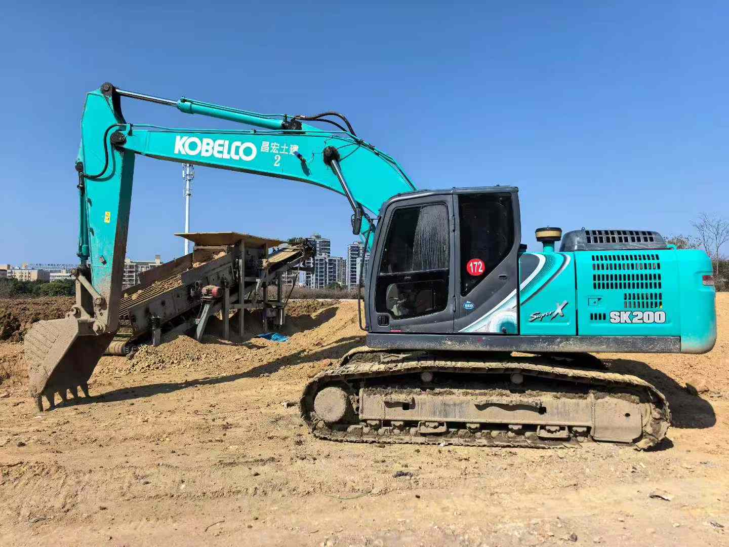 Used Kobelco SK200 Excavator 2021 Model / 2