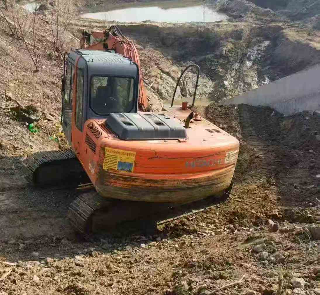Used Hitachi ZX120 Excavator 2012 Model / 2