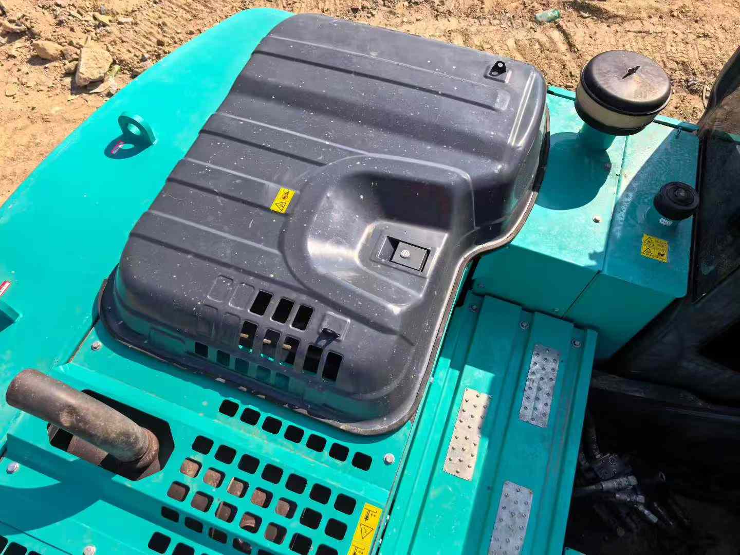 Used Kobelco SK200 Excavator 2021 Model / 8