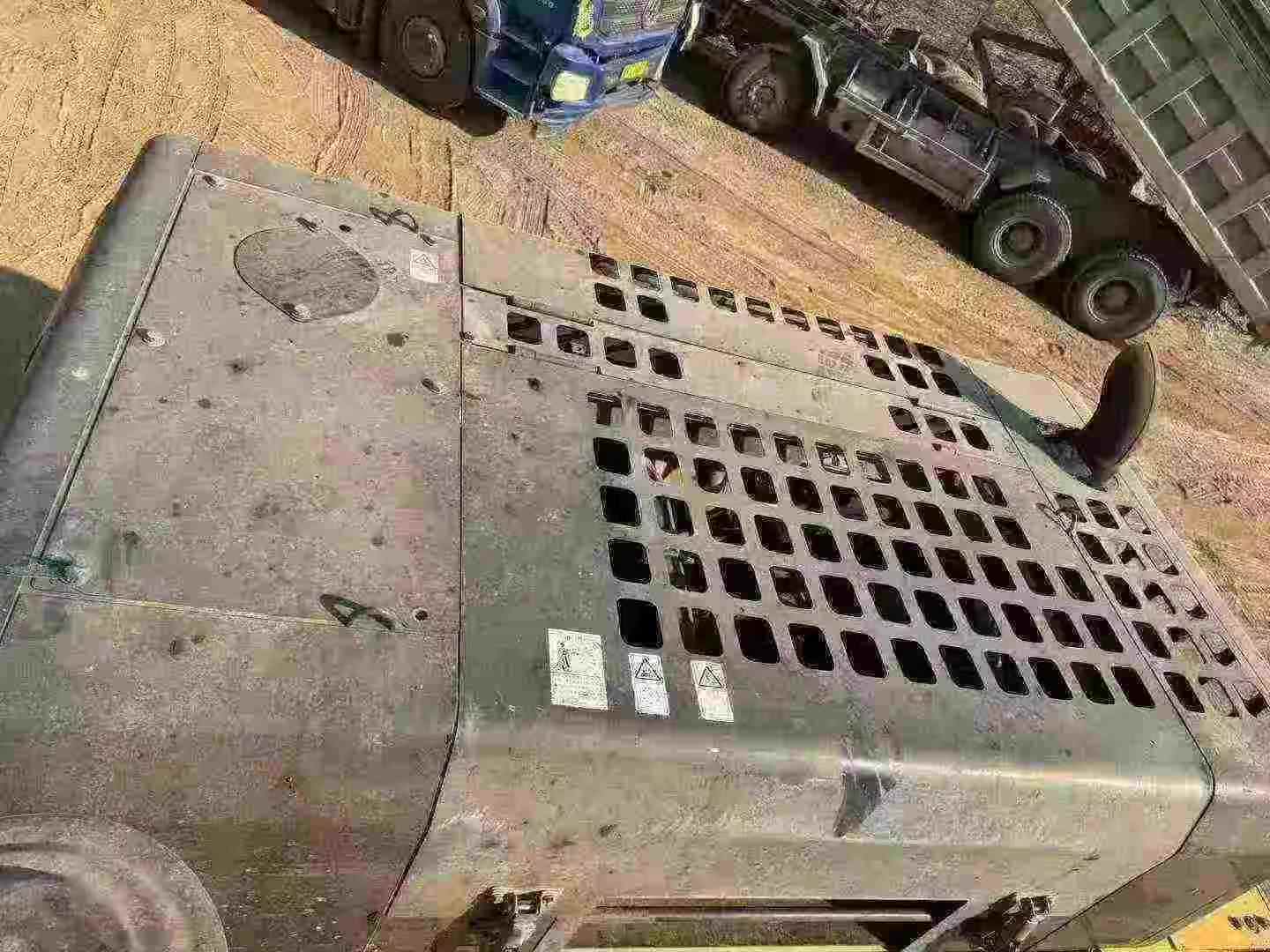 Used Komatsu PC400 Excavator 2016 Model / 4