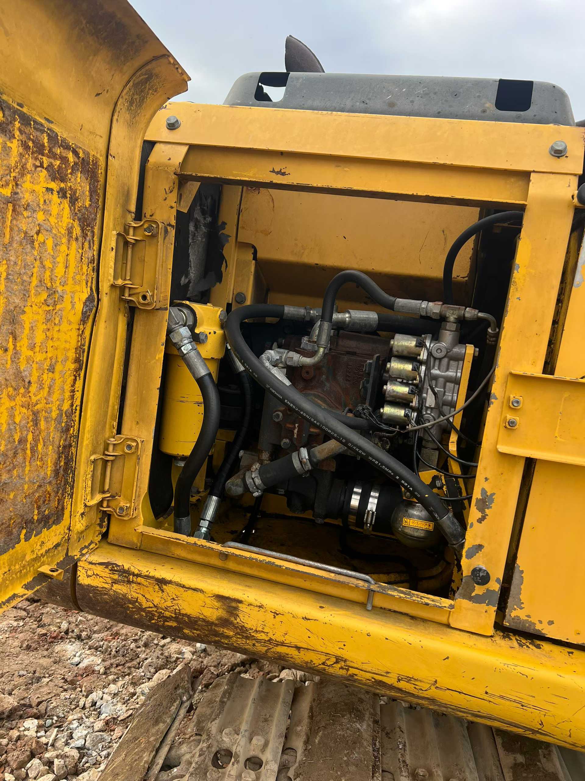 Used Komatsu PC120-6E0 Excavator 2016 Model / 6