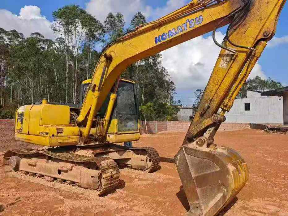 Used Komatsu PC30-7 Excavator 2011 Model / 3